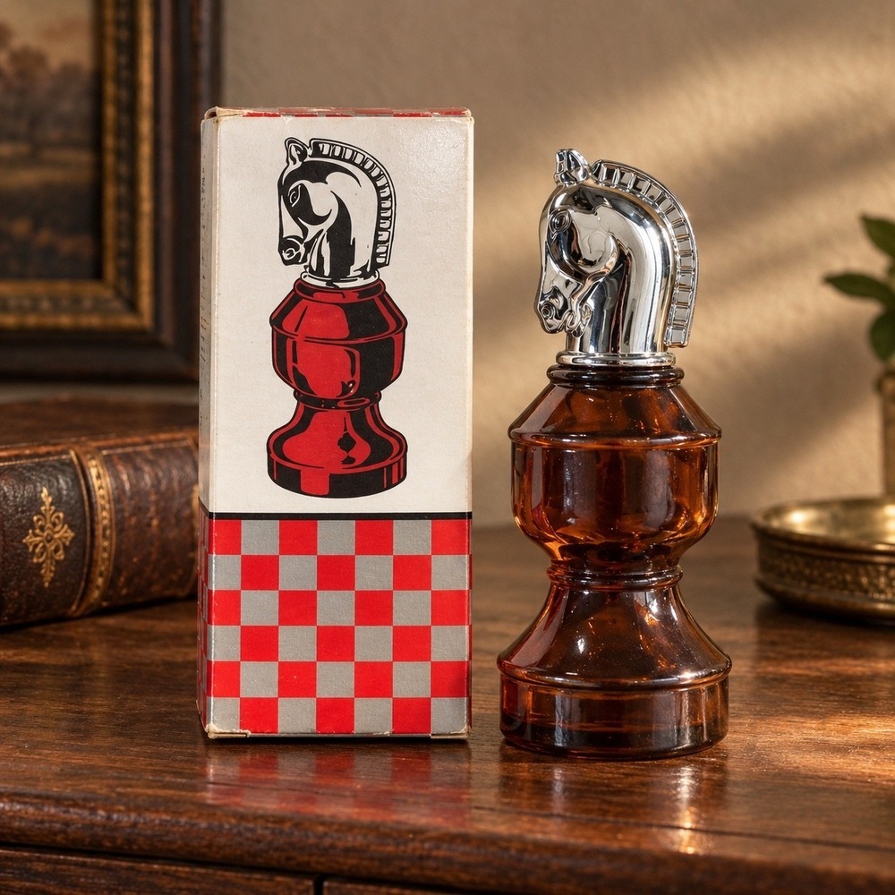 Vintage Avon Smart Move Wild Country After Shave Chess Knight Decanter 3oz Box